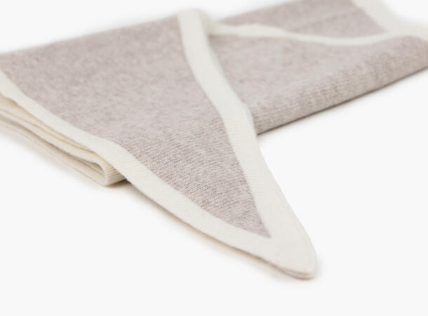 NOHR Lara Duo Wool Cashmere Triangle Sand 13 