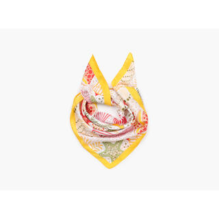 MANZINI Skjerf med Skjell 70x70 cm Fersken 35