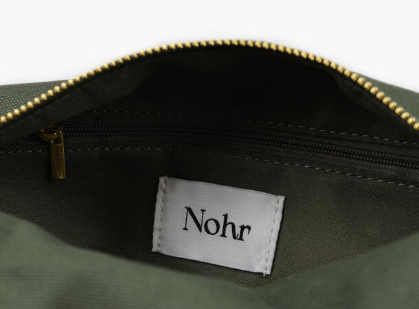 NOHR Luca Canvas Toalettmappe Mørk olivengrønn 89 