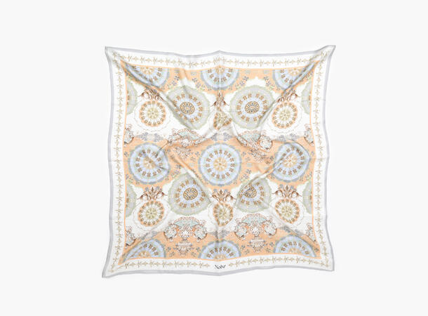 NOHR Molly Silkeskjerf 65 x 65 cm Offwhite 11 