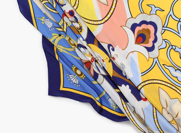 MANZINI Satengskjerf 90 x 90 cm Marine blå 79 