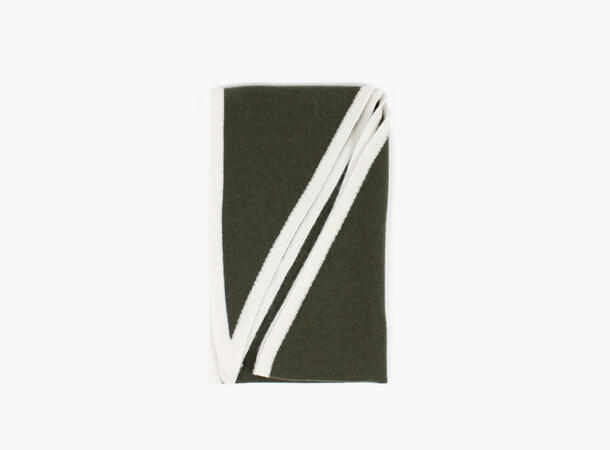 NOHR Lara Duo Wool Cashmere Triangle Olivengrønn med hvit kant 