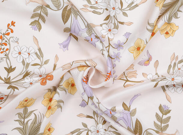 NOHR Lykke Silkeskjerf 65 x 65 cm Offwhite 11 