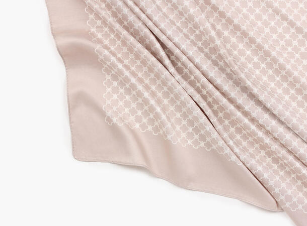 MANZINI Satengskjerf 90 x 90 cm Sand 13 