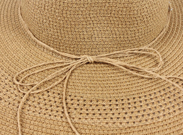 MANZINI Stor Solhatt med Smykke Beige 15 