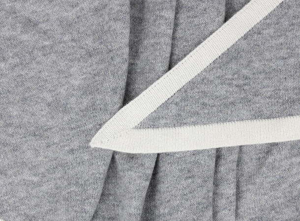 NOHR Lara Duo Wool Cashmere Triangle L Grå 05 