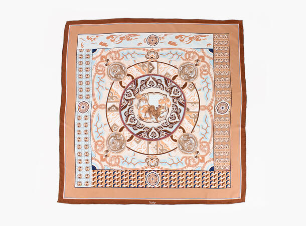 NOHR Martha Silkeskjerf 65 x 65 cm Camel 17 
