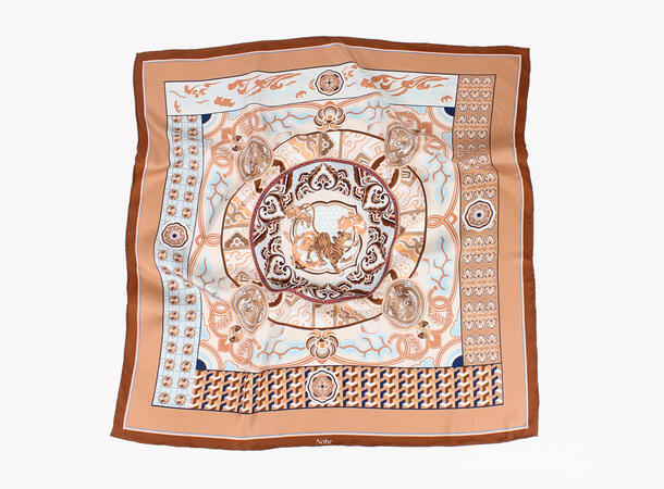 NOHR Martha Silkeskjerf 65 x 65 cm Camel 17 