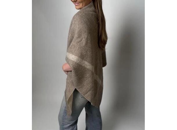 NOHR Nina Double Sided Wool Shawl Beige 15 