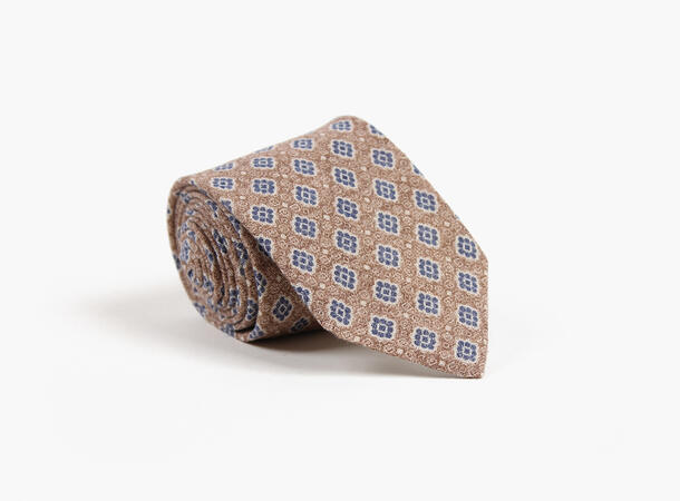 MONTECRISTO 65/35% linen/cotton  7,5 cm Beige flowers 